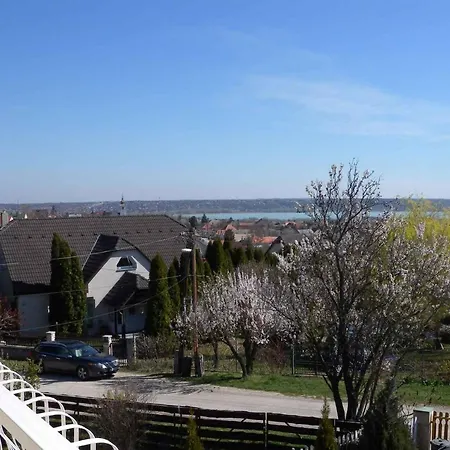 Balatonalmadi/balaton 17971 *